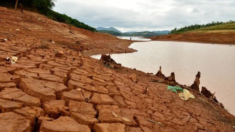 2016 hottest year ever global warming causes drought